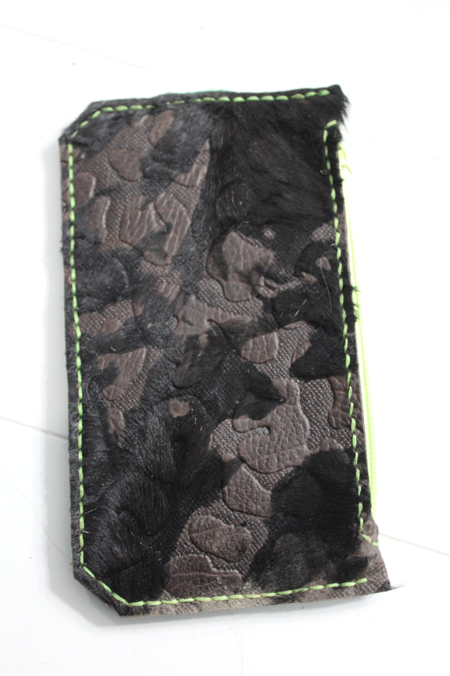 Purse Pal Green Embossed with HOH